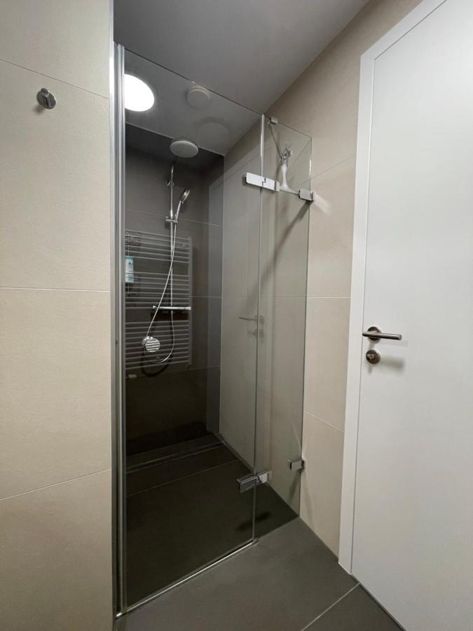 Sag Sky Park Residence Free Parking And Wi-Fi Bratislava Ngoại thất bức ảnh