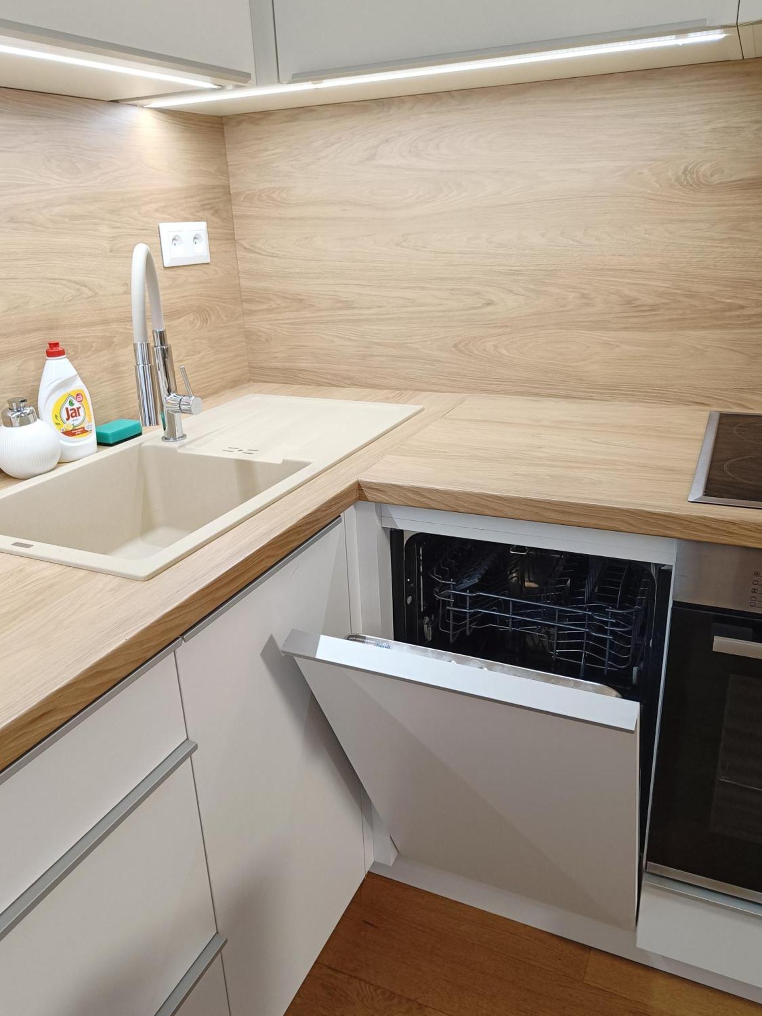 Sag Sky Park Residence Free Parking And Wi-Fi Bratislava Ngoại thất bức ảnh